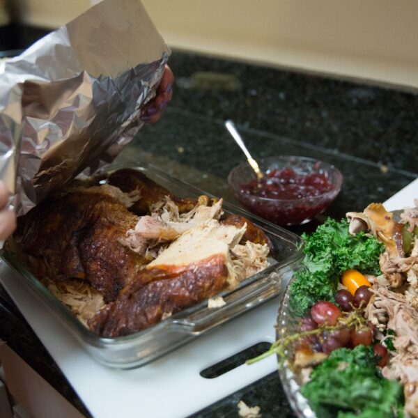 How to soundly retailer Thanksgiving leftovers after your vacation meal