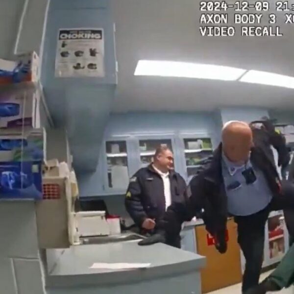 DEVELOPING: Graphic Bodycam Footage Released of New York Correctional Officers Beating Prisoner…