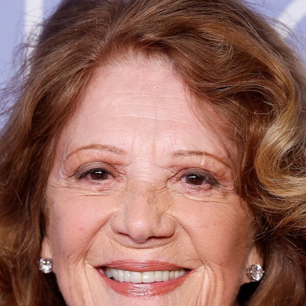 ‘Alice’ Sitcom Star Linda Lavin Dead at 87 from Cancer