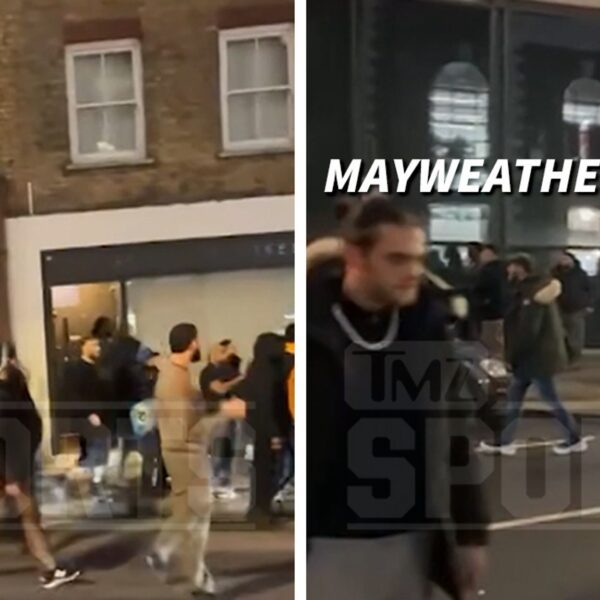 Floyd Mayweather Confronted By Anti-Israel Protesters In London