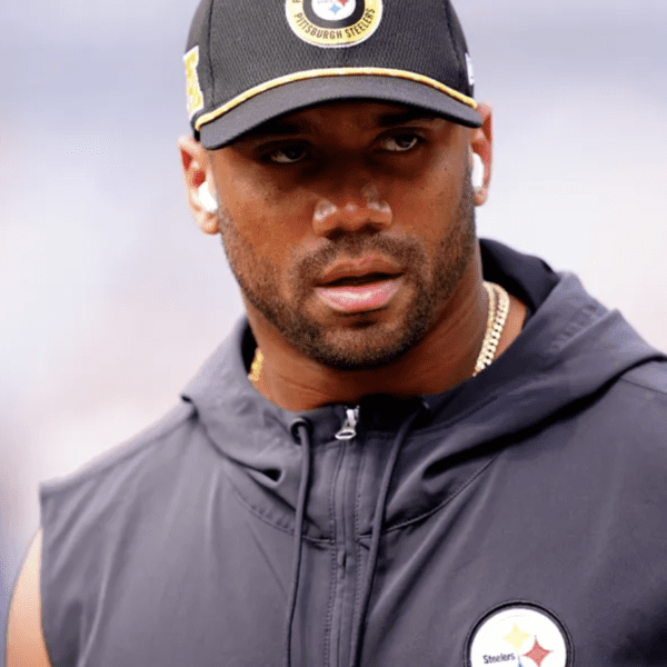 Russell Wilson’s Blunder Keeps Pittsburgh Steelers AFC North Crown in Jeopardy