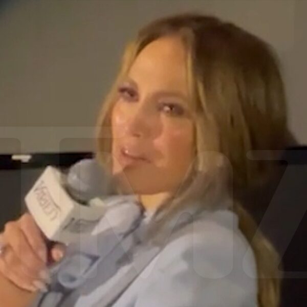 Jennifer Lopez Fans Shocked When Interviewer Makes Comment About Her Age