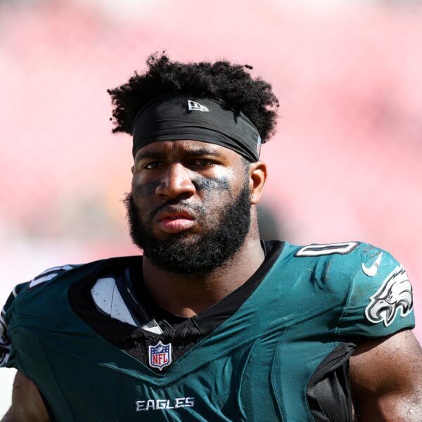 Eagles open observe window for DE Bryce Huff (wrist)