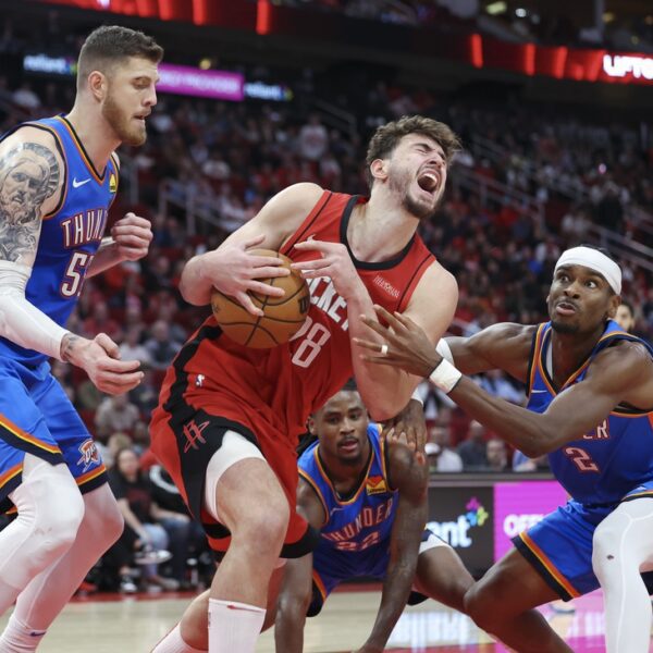 NBA roundup: Rockets edge Thunder in battle of prime 2 West groups