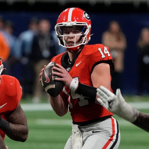 No. 2 Georgia, with new starter at QB, faces No. 7 Notre…