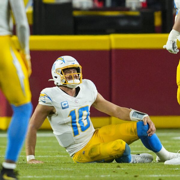 Chargers QB Justin Herbert coping with ankle damage, leg contusion