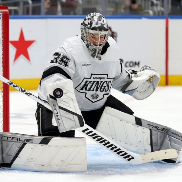 Kings look to maintain win streak entering into go to to Devils