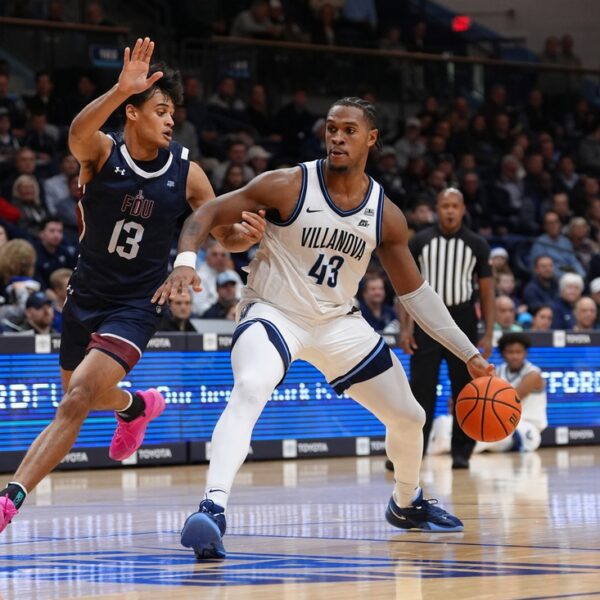 Villanova lastly on a roll, faces skidding Seton Hall