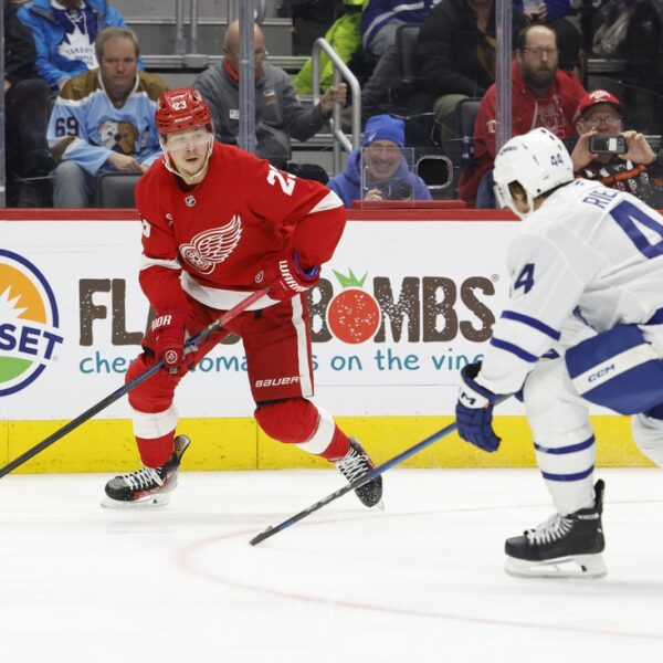 Jeff Petry will get first 2 targets of season as Wings double…