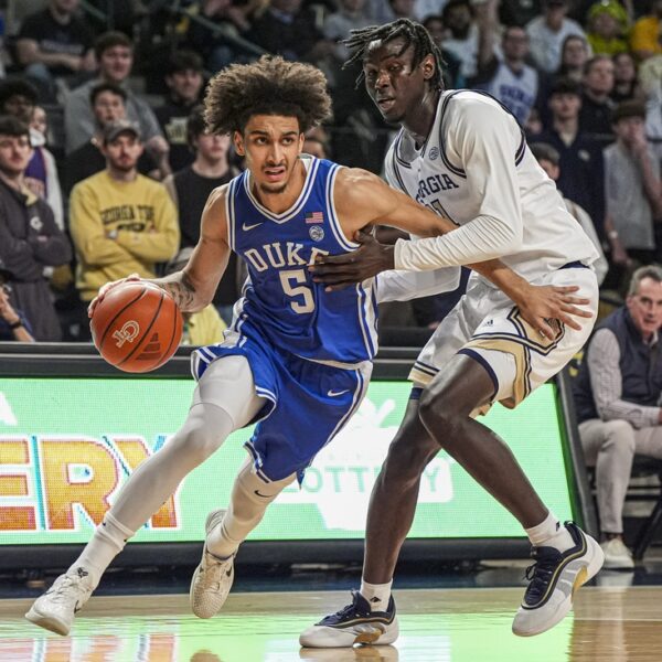 No. 5 Duke wins sixth straight with rout of Georgia Tech