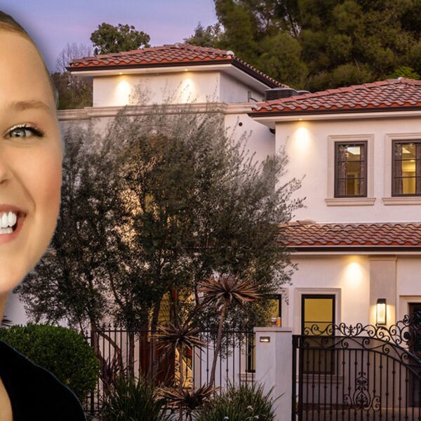 JoJo Siwa Selling Tarzana Mansion For $4 Million