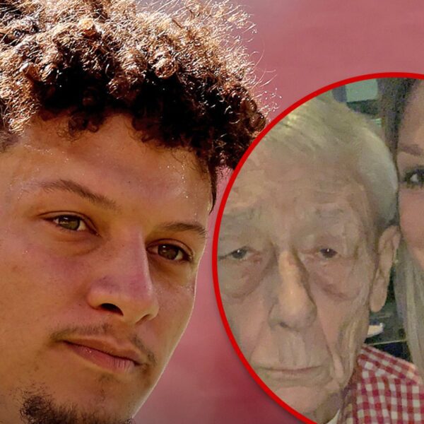 Patrick Mahomes’ Mom Asks For Prayers For QB’s Grandpa Amid Health Issues