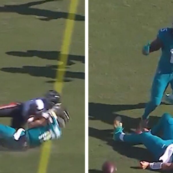 Jaguars QB Trevor Lawrence Leveled By Vicious Late Hit, Brawl Breaks Out