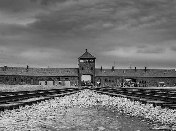 Netanyahu Might Not Be Able to Attend Auschwitz Liberation Anniversary for Disgusting…