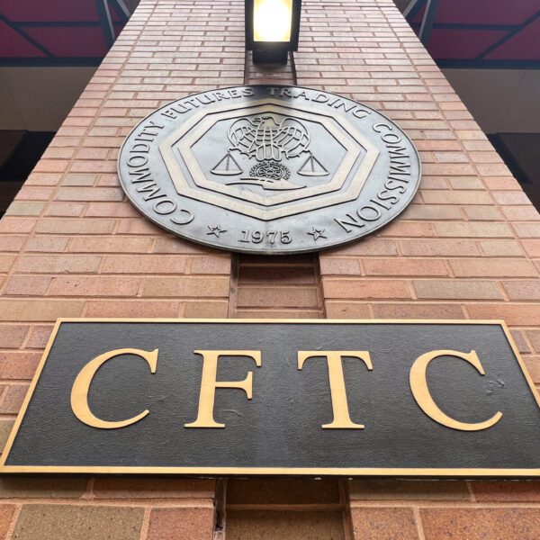 Donald Trump Considers Crypto Enthusiasts For CFTC Chair