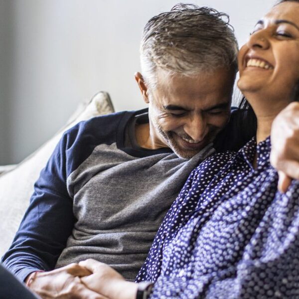 The longest, healthiest marriages have these 6 defining traits 