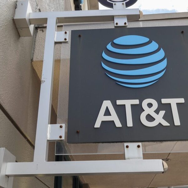 AT&T says its community is now clear after Salt Typhoon hack