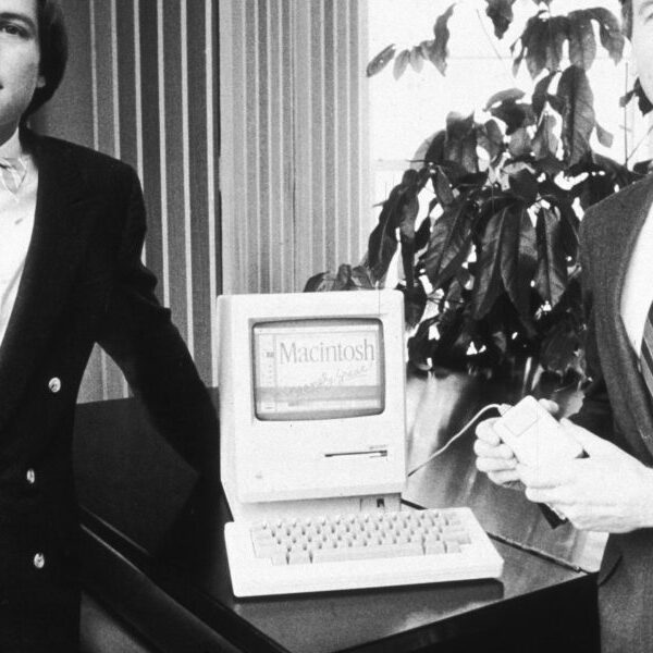 Apple went public 44 years in the past—what your $10,000 funding could…