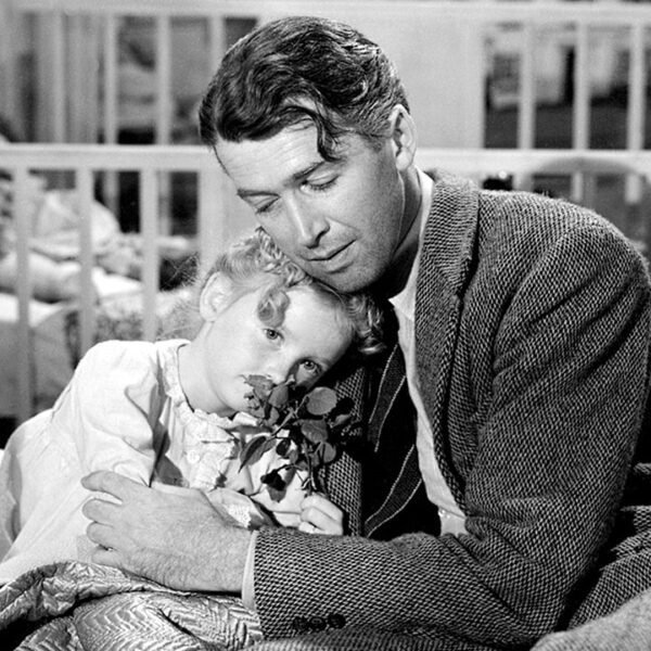 Amazon sparks outrage after reducing vital scene from “It’s a Wonderful Life”