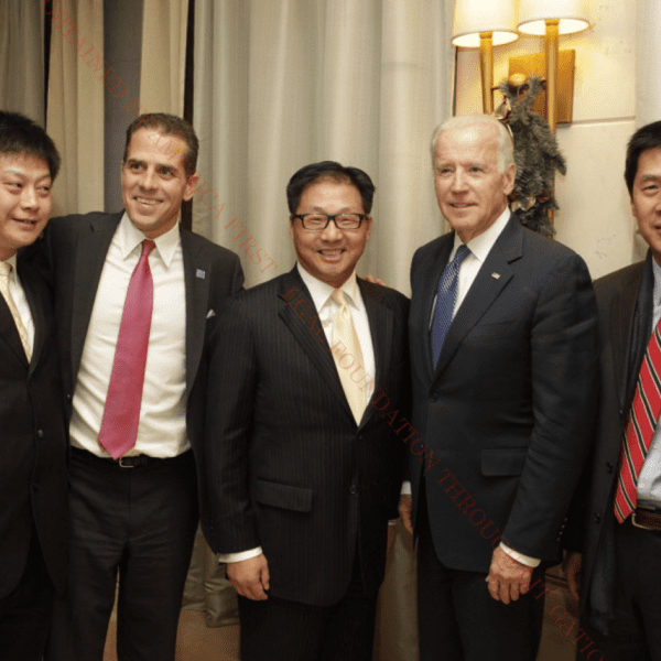 Joe Biden poses with Hunter’s Chinese enterprise associates in newly surfaced pictures:…