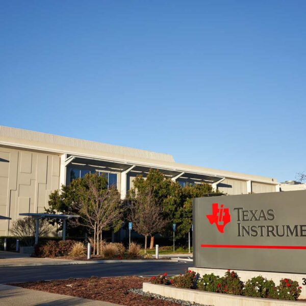 Texas Instruments: Why This Chip Giant Isn't Worth The Price