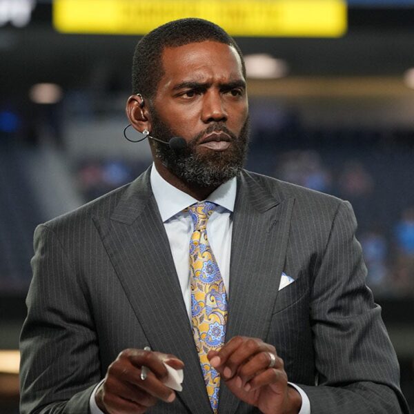 Football group rallies round NFL legend Randy Moss after revealing most cancers…