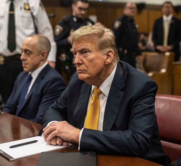 Trump Asks Appeals Court to Freeze His New York Criminal Sentencing