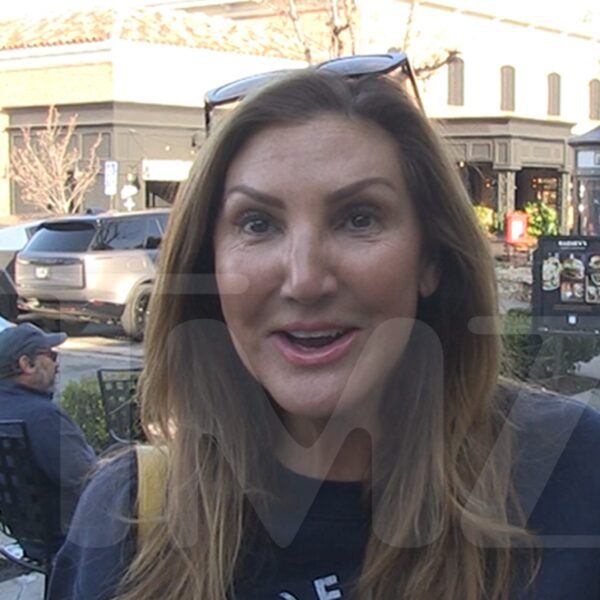 Heather McDonald Thinks Ryan Reynolds Is the Real Bully in Justin-Blake Drama