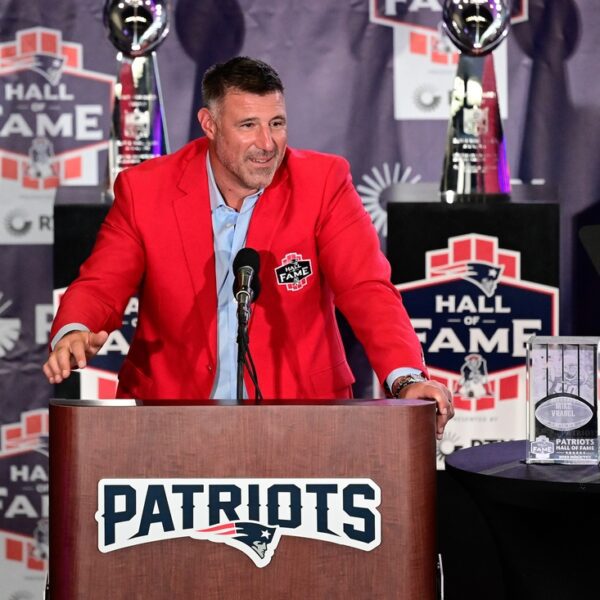 Patriots reunite with Mike Vrabel, share imaginative and prescient of New England…