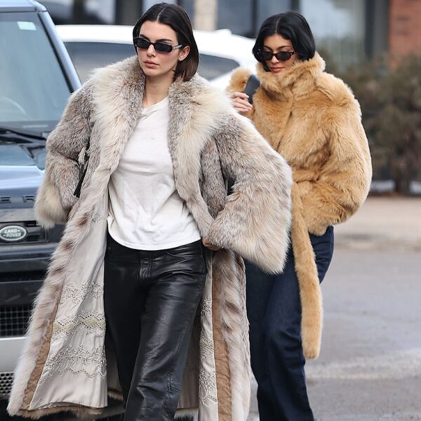 Kendall & Kylie Jenner Chic But Cozy On Aspen Lunch Date