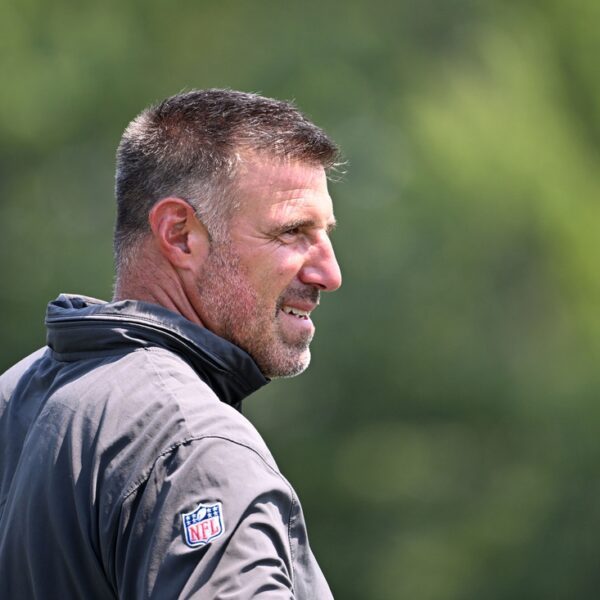 Report: Mike Vrabel to interview for Jets’ emptiness