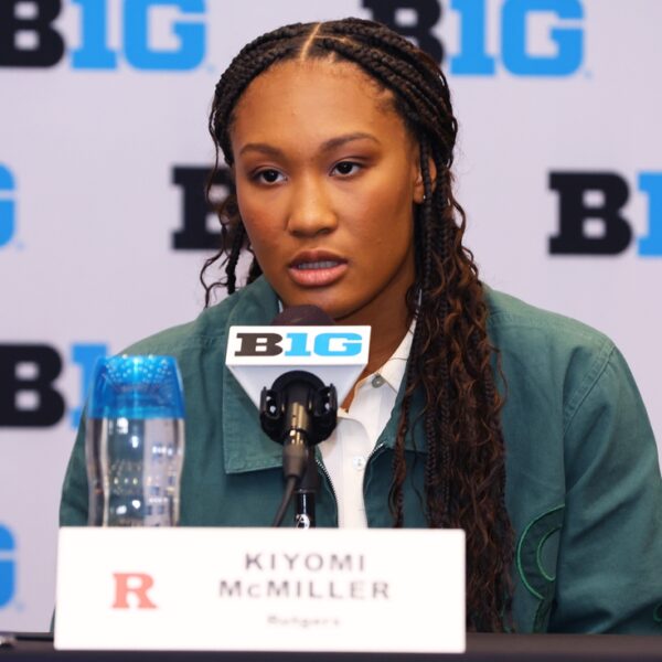 Rutgers star Kiyomi McMiller feeds switch rumors after benching