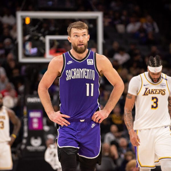 Is Domantas Sabonis enjoying tonight towards Detroit Pistons? Latest on Kings 3x…