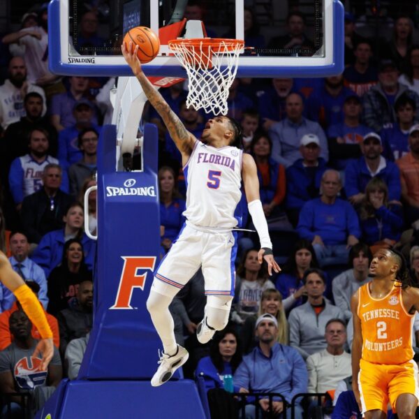 Top 25 roundup: No. 8 Florida fingers No. 1 Tennessee first lack…