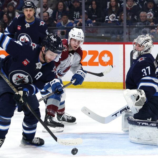 Connor Hellebuyck notches league-leading sixth shutout as Jets clean Avs