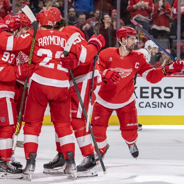 NHL roundup: Red Wings deal with Kraken to earn seventh straight win