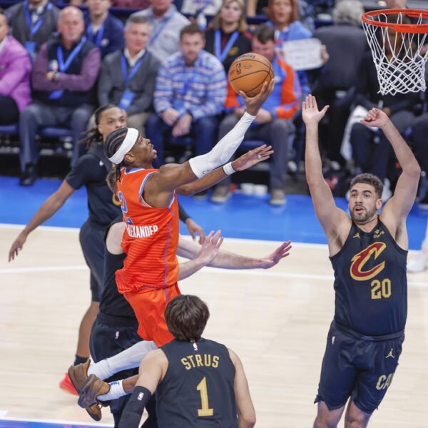 Thunder look to maintain stress on vs. Mavericks