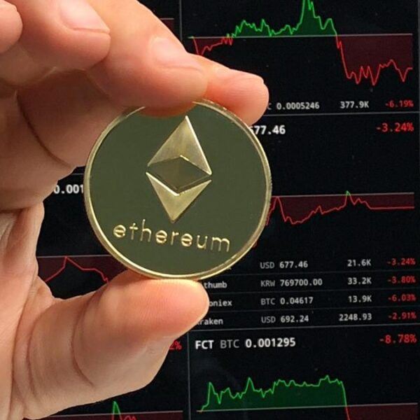 5 Best Crypto to Buy Now as Analysts Predict Ethereum Could Reach…