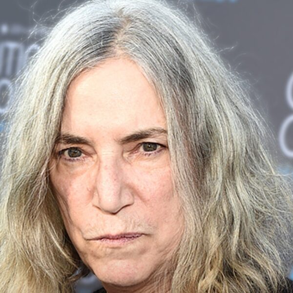 Singer Patti Smith Collapses Onstage in Brazil, Cuts Show Short