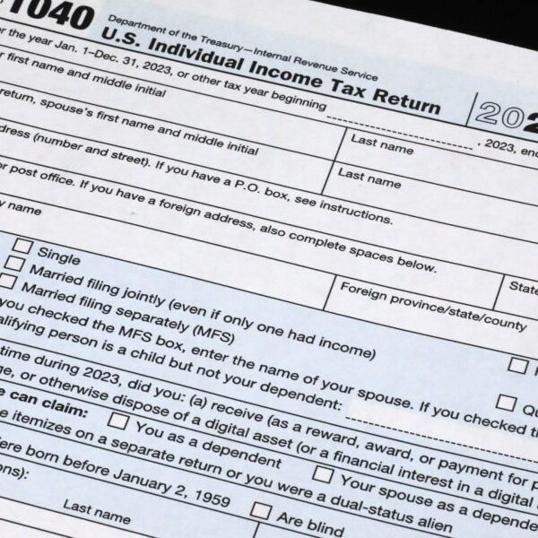 Tax season 2025: Everything that you must find out about deadlines, refunds,…