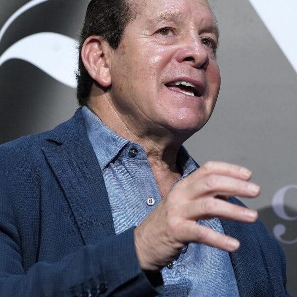 ‘Police Academy’ star Steve Guttenberg grapples with Pacific Palisades fireplace and actuality…