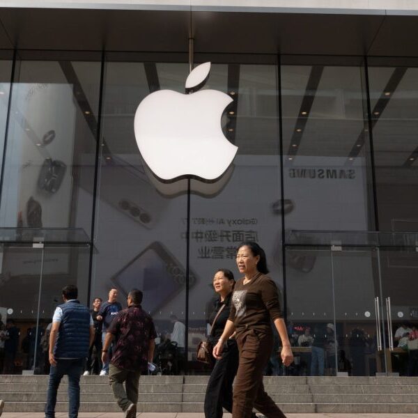 Apple tops the 2025 World’s Most Admired Companies listing for the 18th…