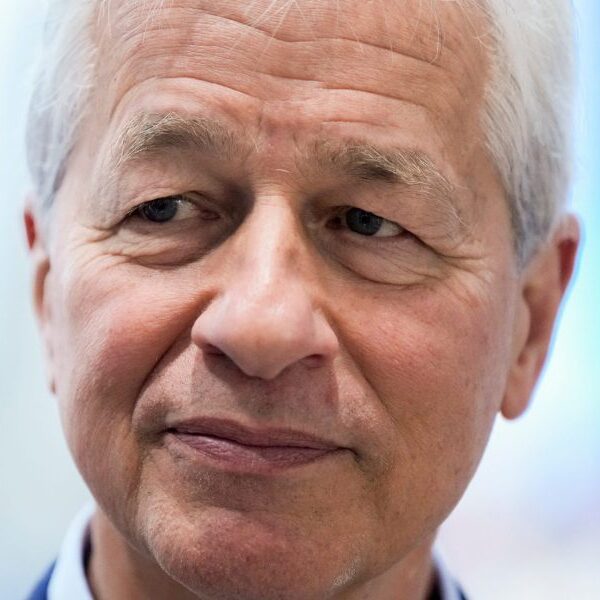 Jamie Dimon says he doesn’t know who his successor is and drops…