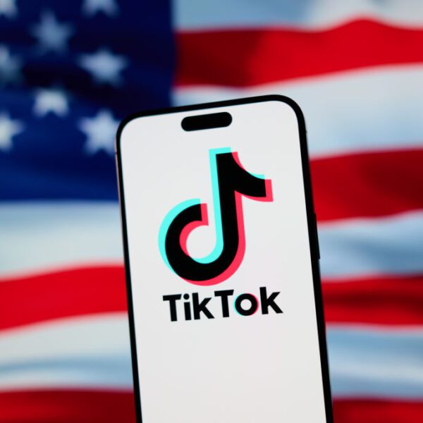 TikTookay is restoring service within the US