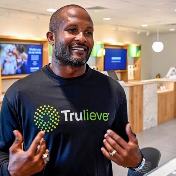 NFL legend Champ Bailey dishes on breaking stigma with hashish, utilizing whereas…