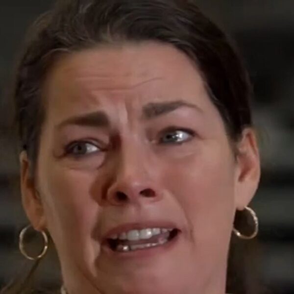 Nancy Kerrigan Breaks Down In Tears Over Plane Crash That Killed Figure…