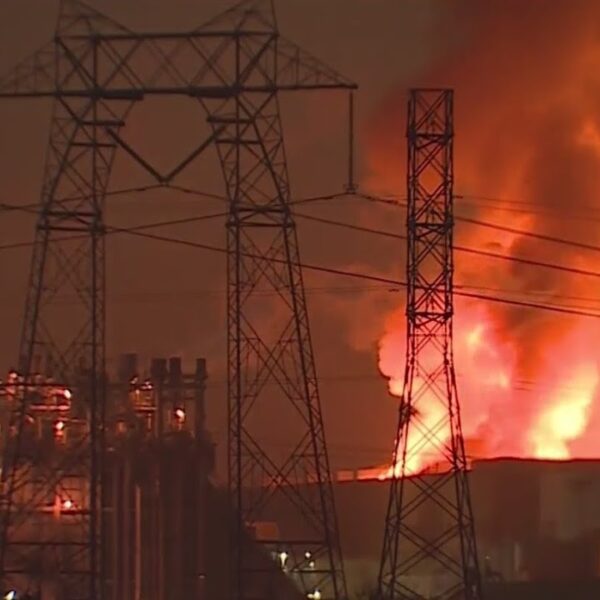 Power Plant in Moss Landing, CA Erupts in Flames, Triggers Immediate Evacuation…