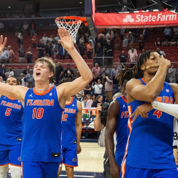 Top 25 roundup: No. 6 Florida prevails at No. 1 Auburn