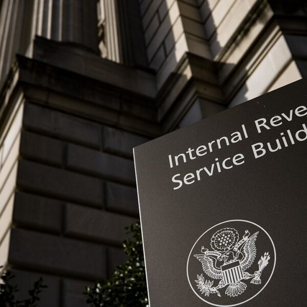 IRS to slash hundreds of employees off the payroll: report