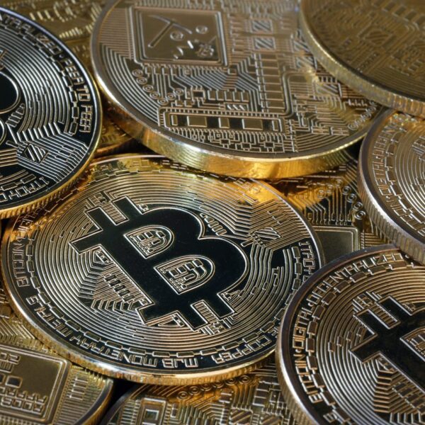 El Salvador Stays Bullish, Adds 5 Bitcoin To Its Growing Reserve
